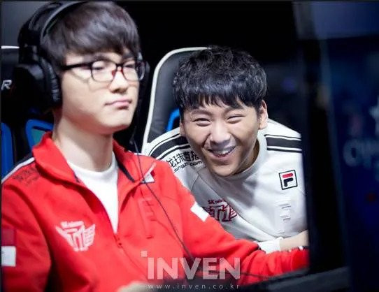 해외진출후 급격하게 살이찐 프로게이머 ㄷㄷ